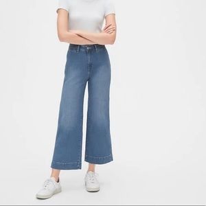 NWT Gap Wide Leg Crop Jeans